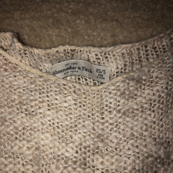 Abercrombie and Fitch Oversized Sweater - Picture 3 of 4